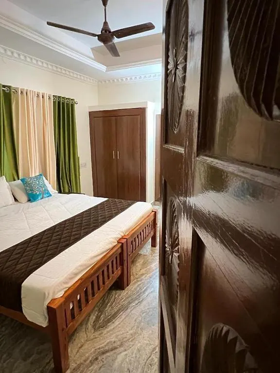 Oyo Flagship Roadway Inn Varkala Hotel